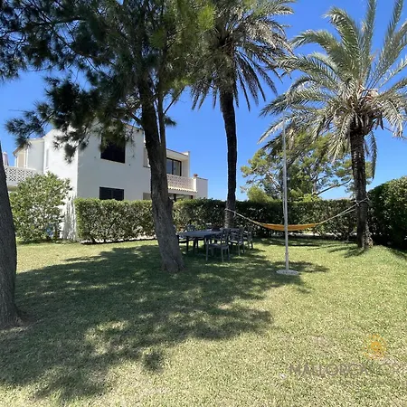 Sunny Spacious Family In Apartment Port de Pollenca